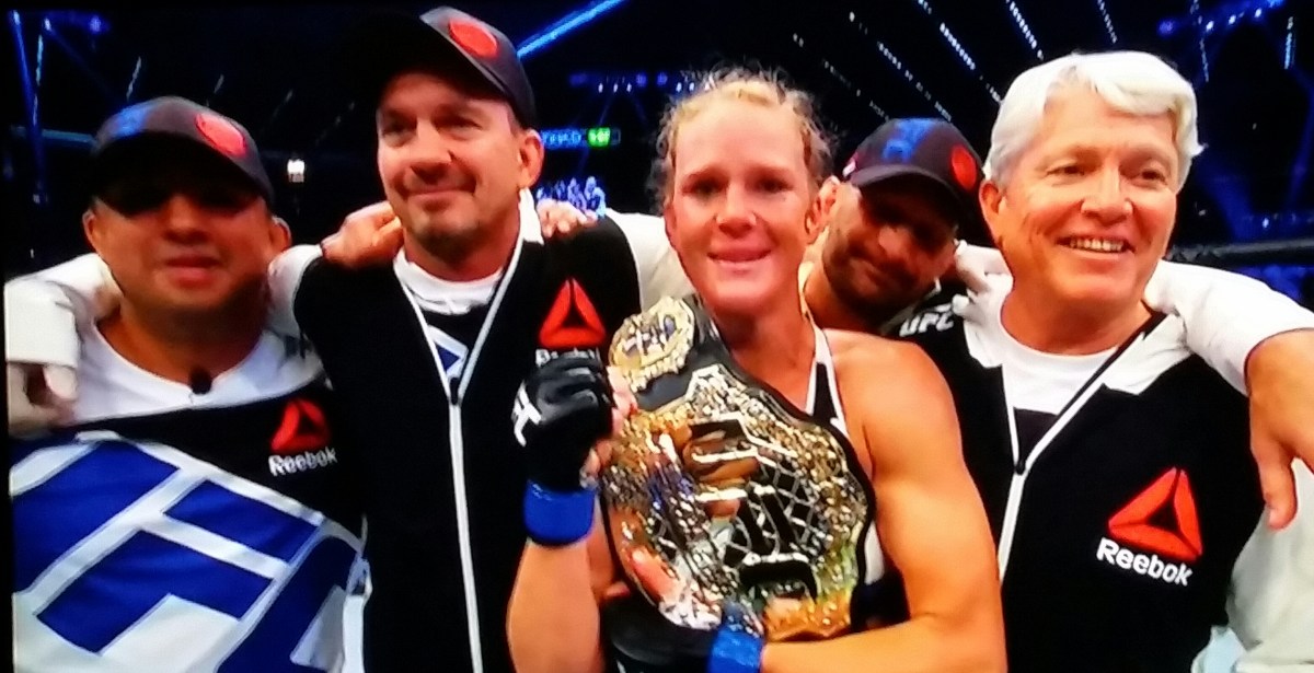 UFC 193 Two Championship Titles; One retained; One has a new owner – Full&nbsp;Results